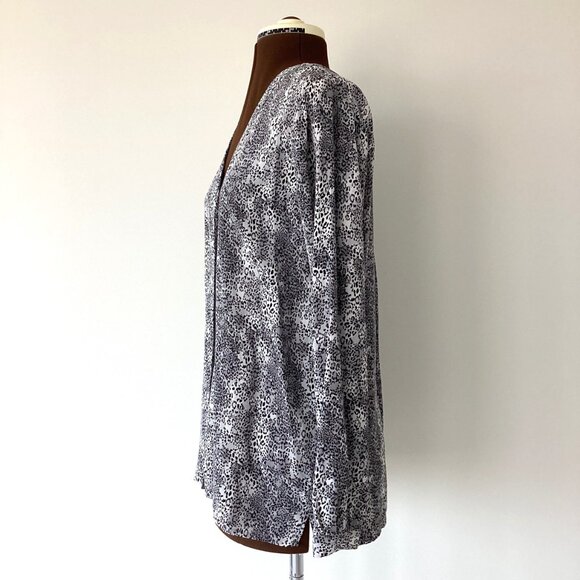 Joie Silk Animal Print V-Neck Button Front Blouse - Picture 4 of 6